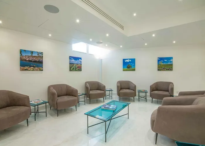 Grotta PalazzeseAlbergo